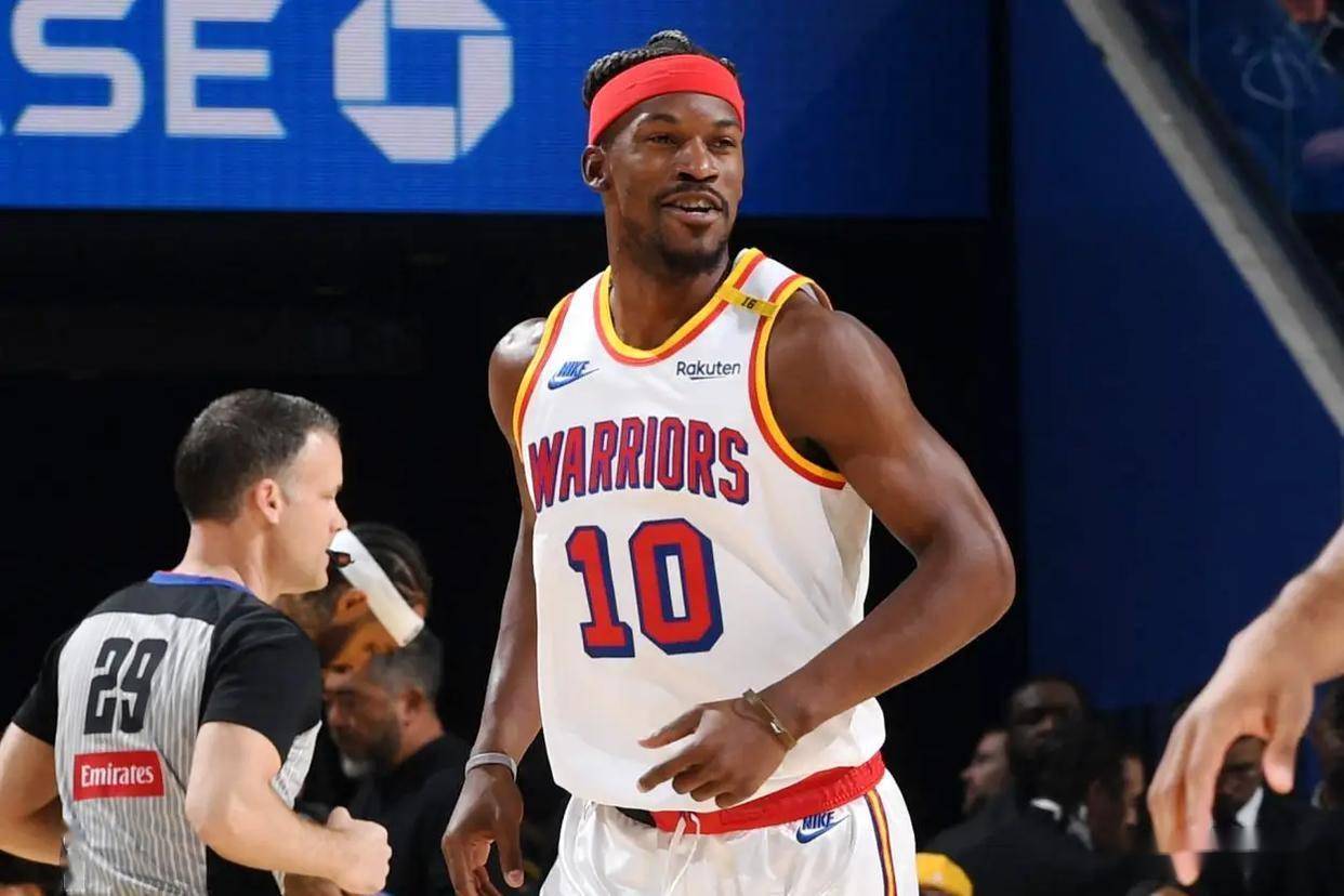 巴特勒在雄鹿比赛中战术调整，赛事规则更新引发热议！